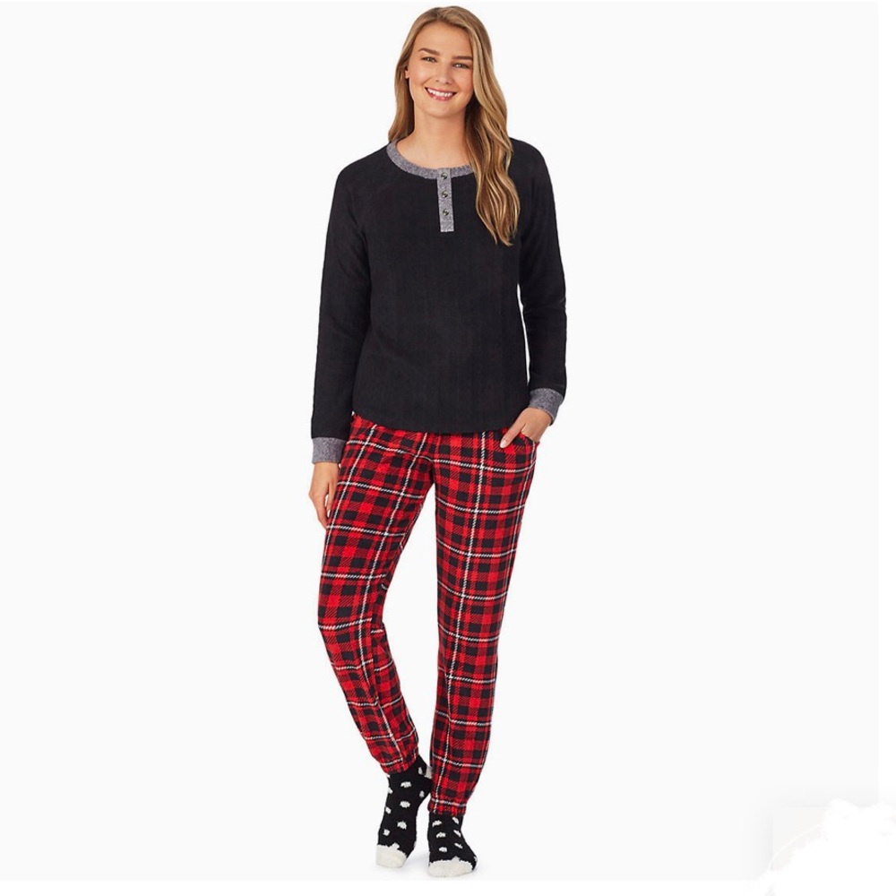 *NWT* cuddl duds micro-fleece pajamas